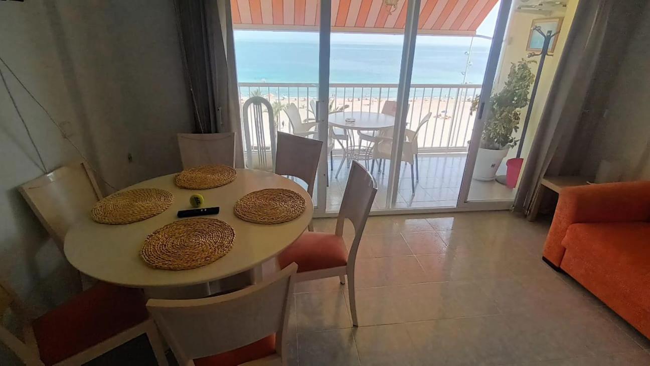 Apartamento Suite Acapulco First Line Benidorm Beach Dış mekan fotoğraf